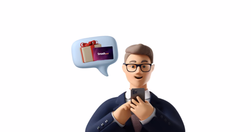 Ilustração 3D de homem de terno e óculos segurando celular, com balão mostrando um presente e um cartão Smash roxo